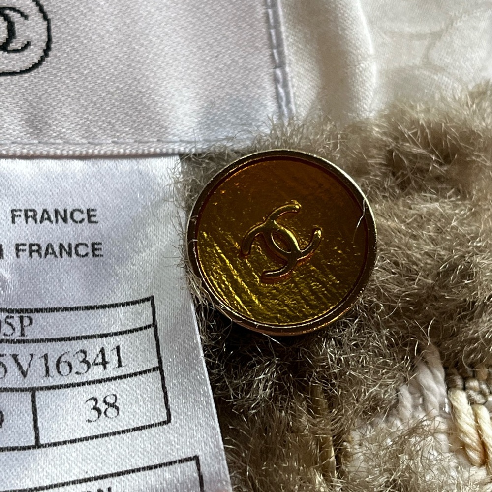 Chanel Jacket - Picture 12 of 16